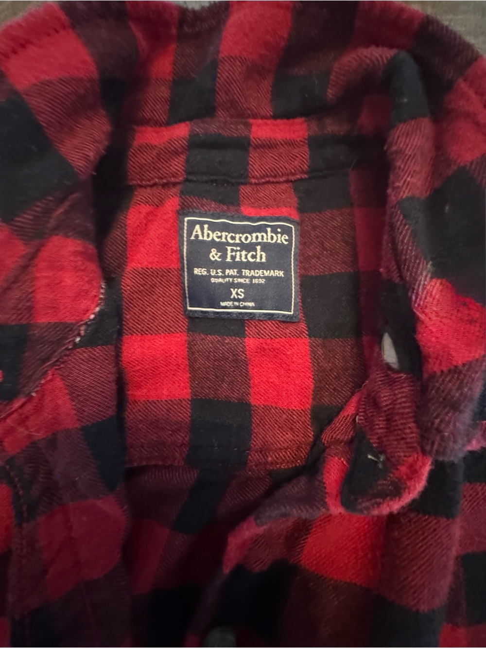 Abercrombie & Fitch Women’s Red and Black Buffalo Plaid Button-Down Shirt - Picture 2 of 5